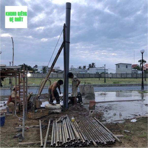 Lắp đặt ống giếng