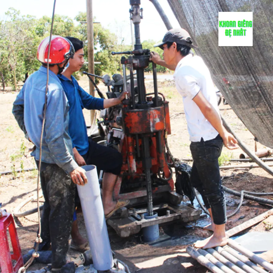 https://khoangiengdenhat.com/gia-khoan-gieng-binh-duong