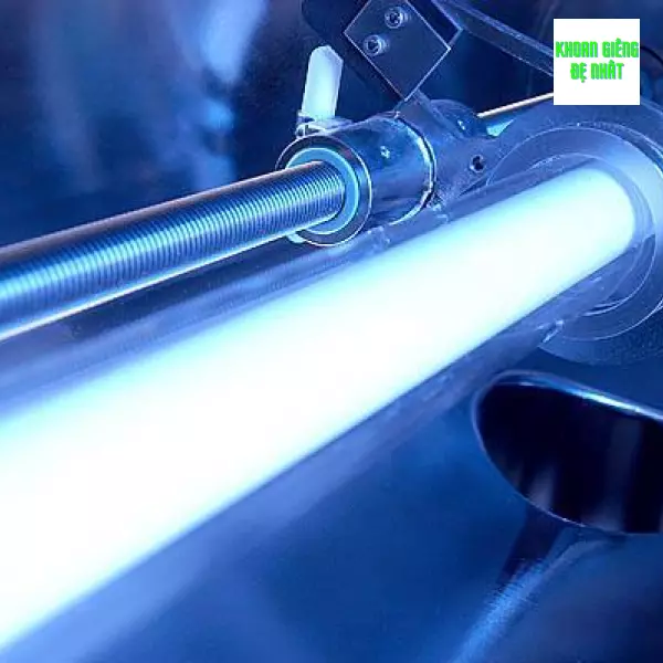 Sử Dụng Đèn UV để Diệt Khuẩn