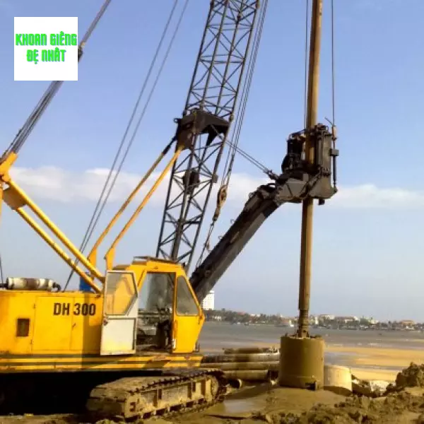 Lắp đặt giàn khoan và thiết bị điều khiển