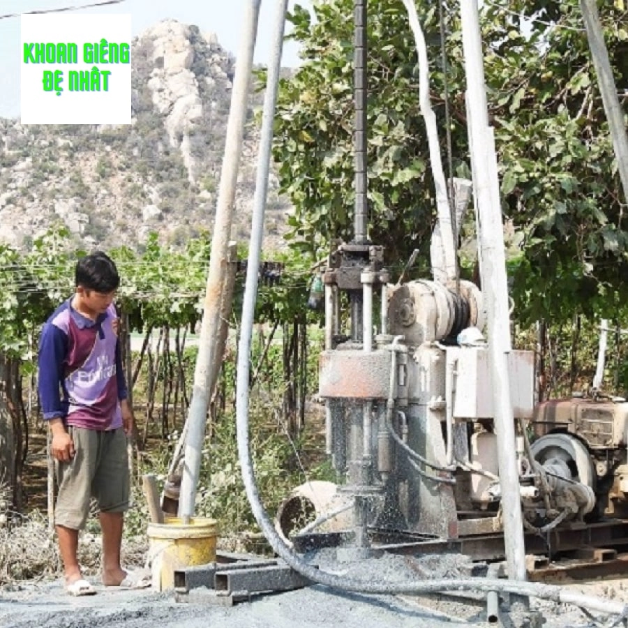 Thực hiện khoan giếng công nghiệp