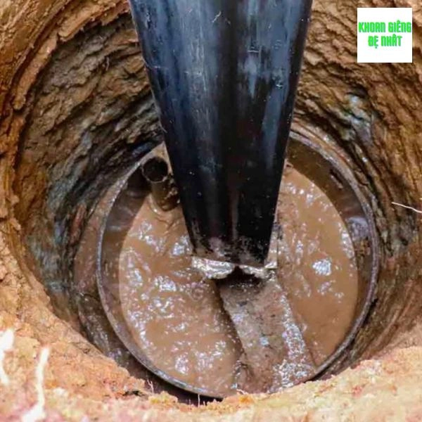 Giá khoan giếng công nghiệp thường cao hơn so với các loại khác