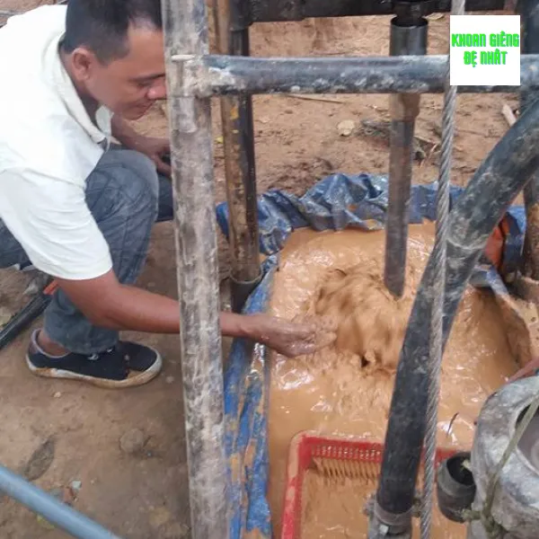 xác định vị trí khoan giếng